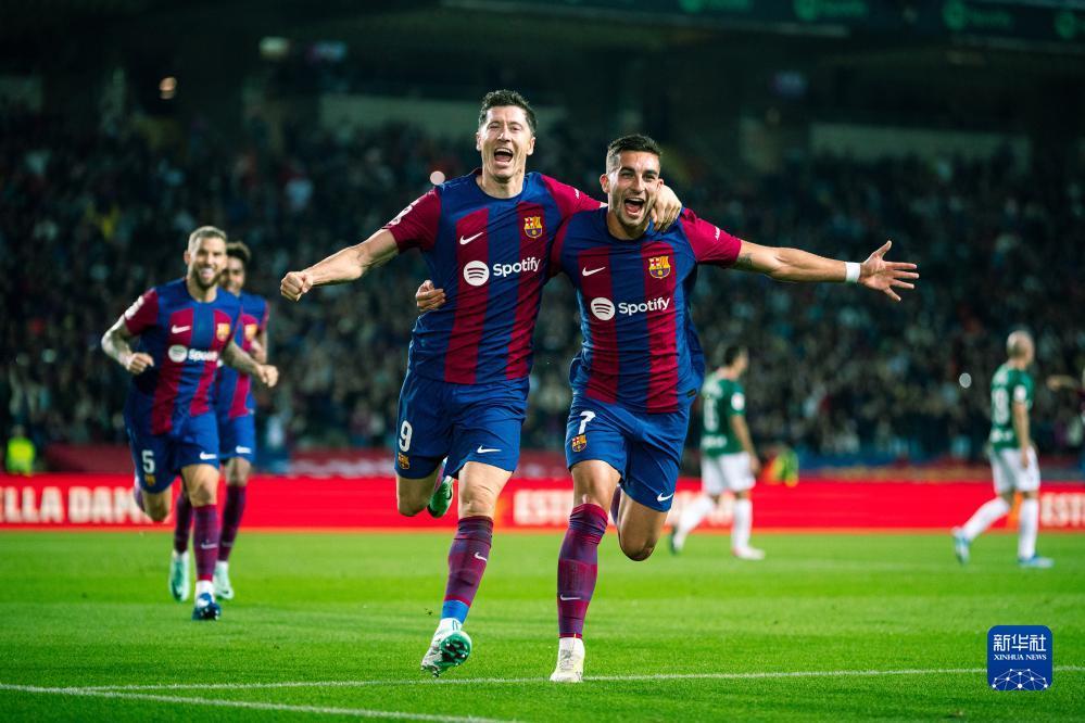 话题迅速登 话题迅速登