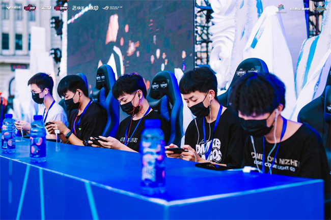 闪耀篮球舞 闪耀篮球舞