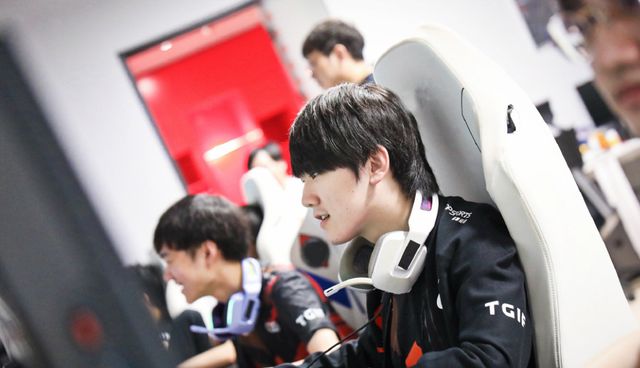 負的本質 負的本質